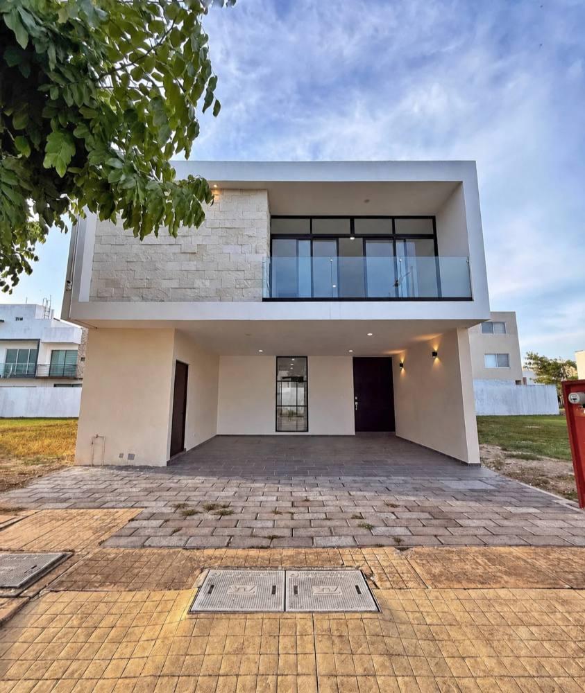 Casa Lilias
